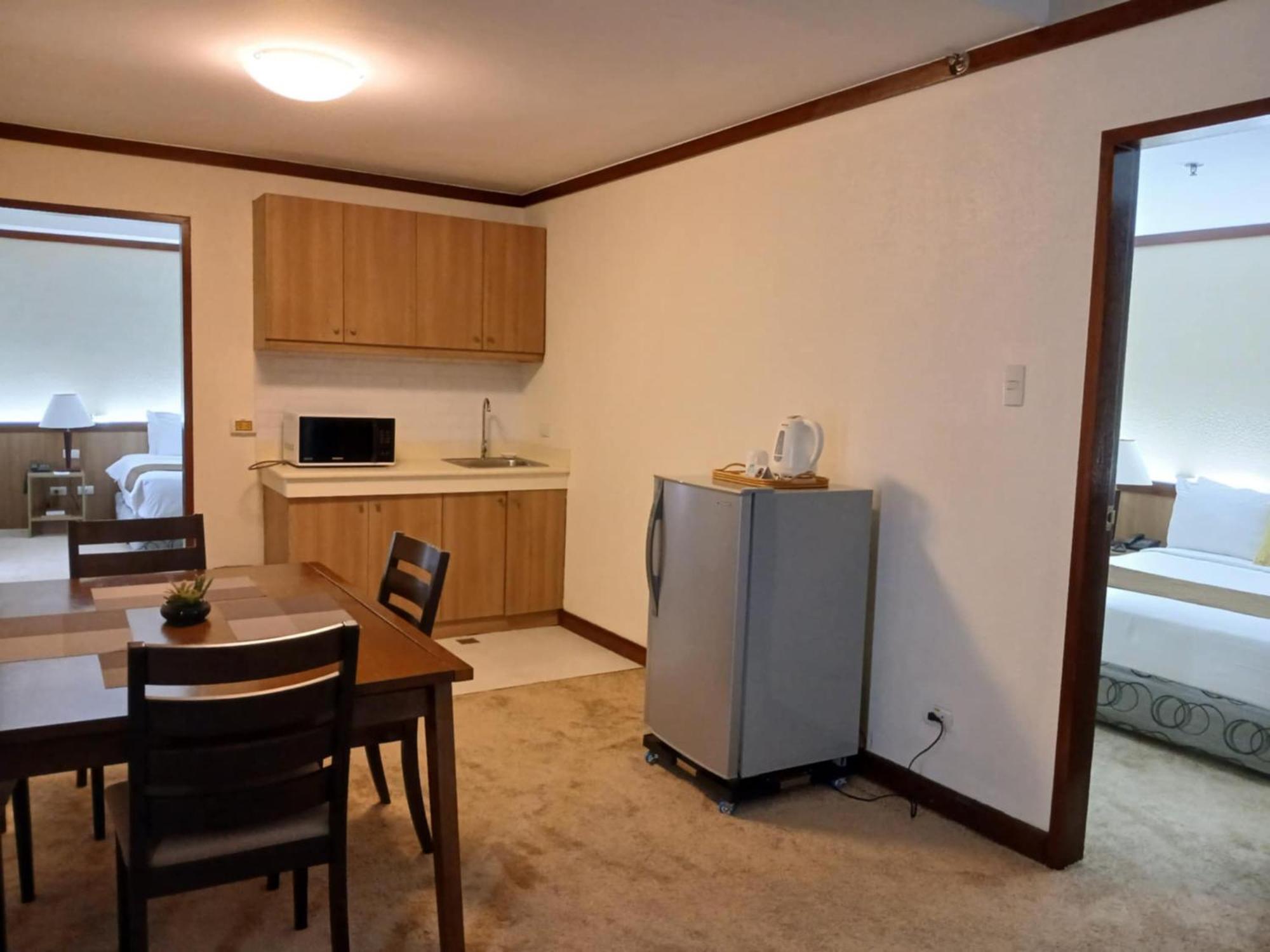 Dohera Hotel Cebu Екстер'єр фото