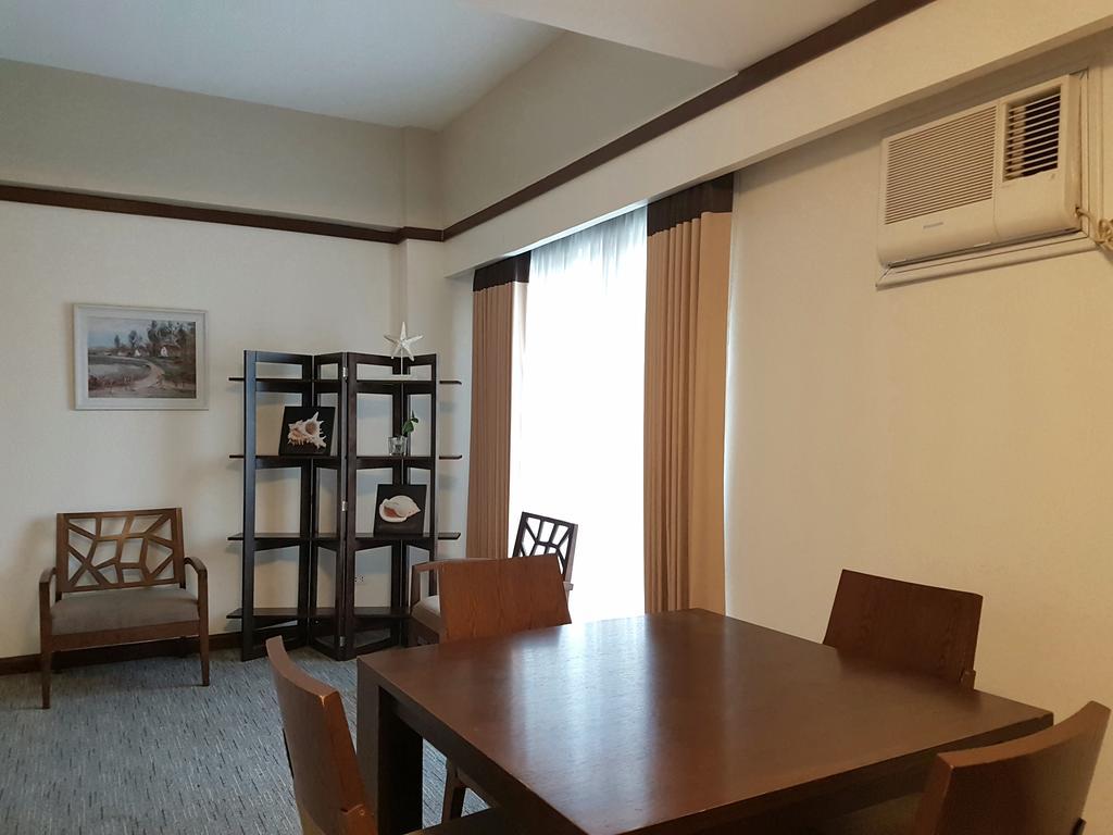 Dohera Hotel Cebu Екстер'єр фото