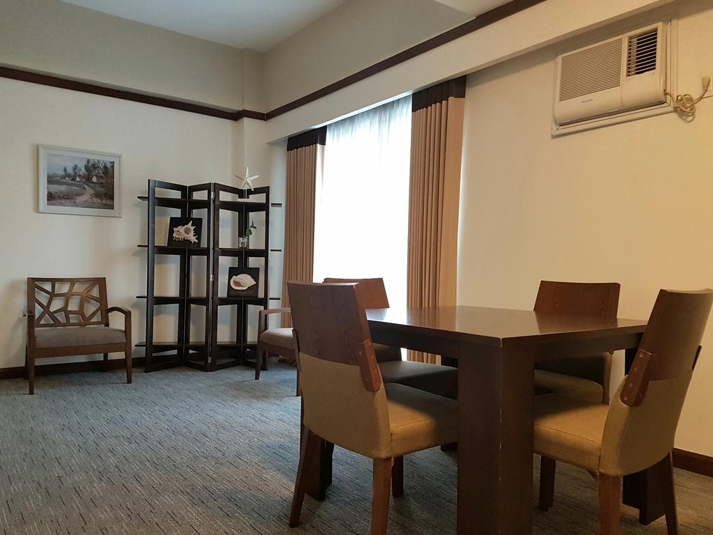 Dohera Hotel Cebu Екстер'єр фото